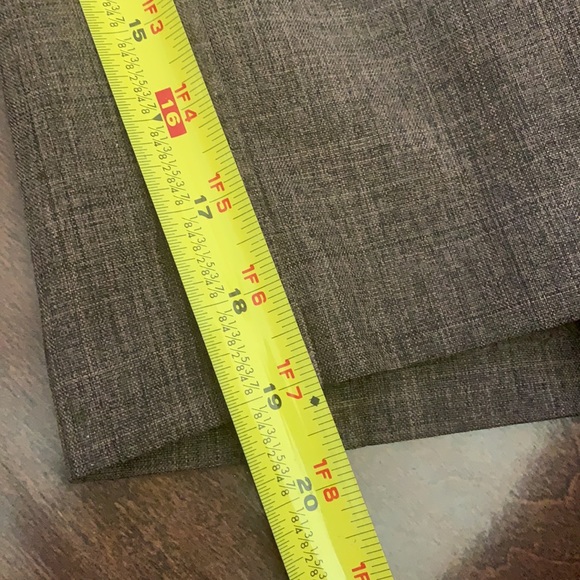 Brown capris - Picture 4 of 5